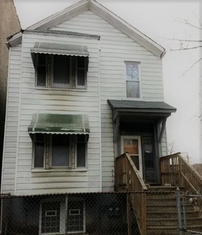 Unit for sale at 214 N Kolin Avenue, Chicago, IL 60624