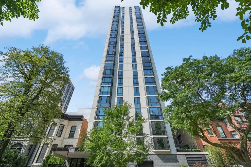 Unit for sale at 1530 N Dearborn Parkway, Chicago, IL 60610