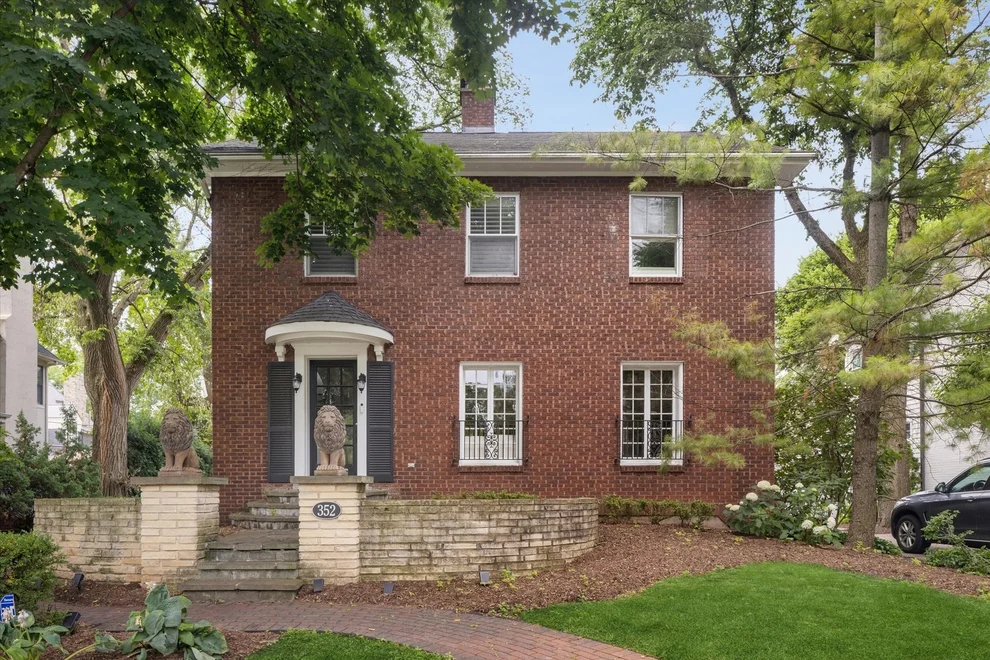 Unit for sale at 352 RAVINE Road, Hinsdale, IL 60521
