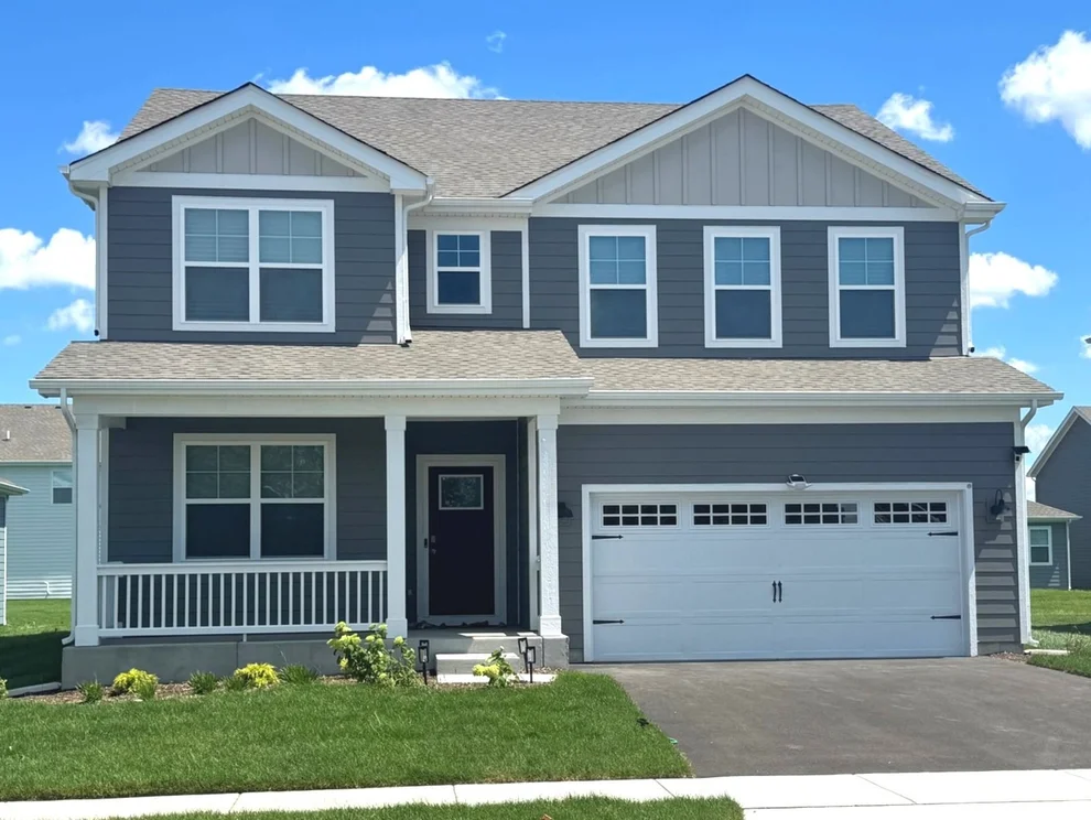 Unit for sale at 282 Snowdrop Lane, Elgin, IL 60124