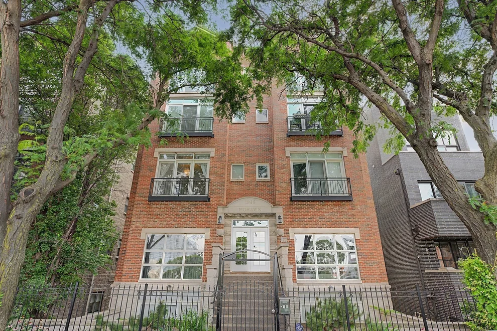 Unit for sale at 1335 N Mohawk Street, Chicago, IL 60610