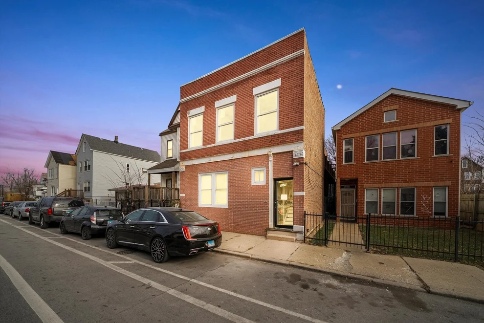 Unit for sale at 5029 S Racine Avenue, Chicago, IL 60609