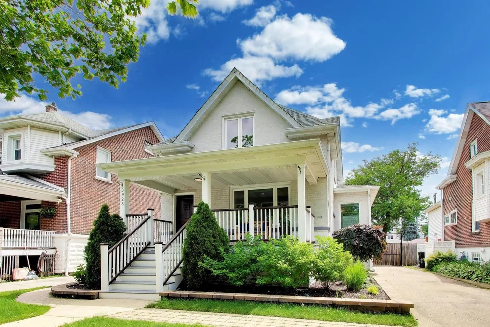Unit for sale at 3923 N Kilbourn Avenue, Chicago, IL 60641