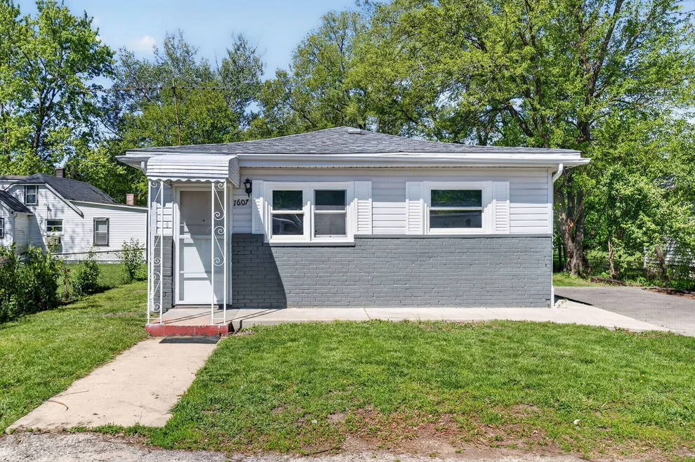 Unit for sale at 1607 S Joliet Street, Joliet, IL 60436