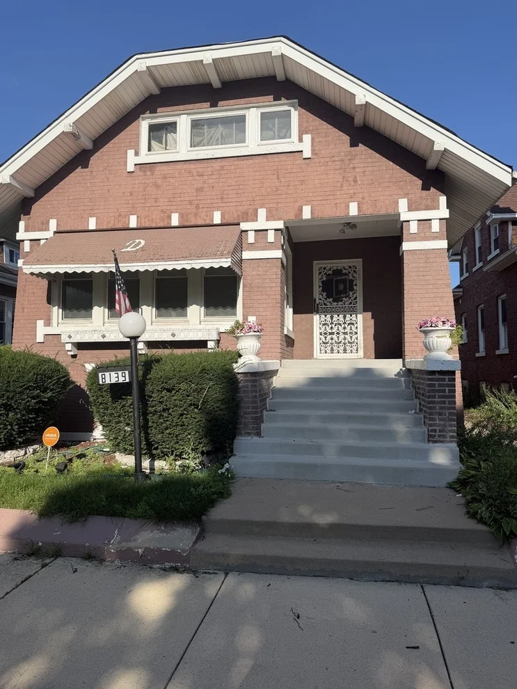 Unit for sale at 8139 S Carpenter Street, Chicago, IL 60620