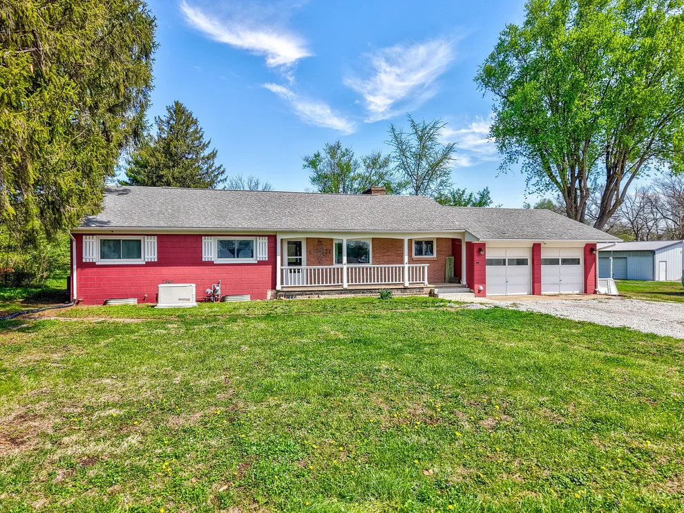 Unit for sale at 1519 E IL Route 18, Streator, IL 61364