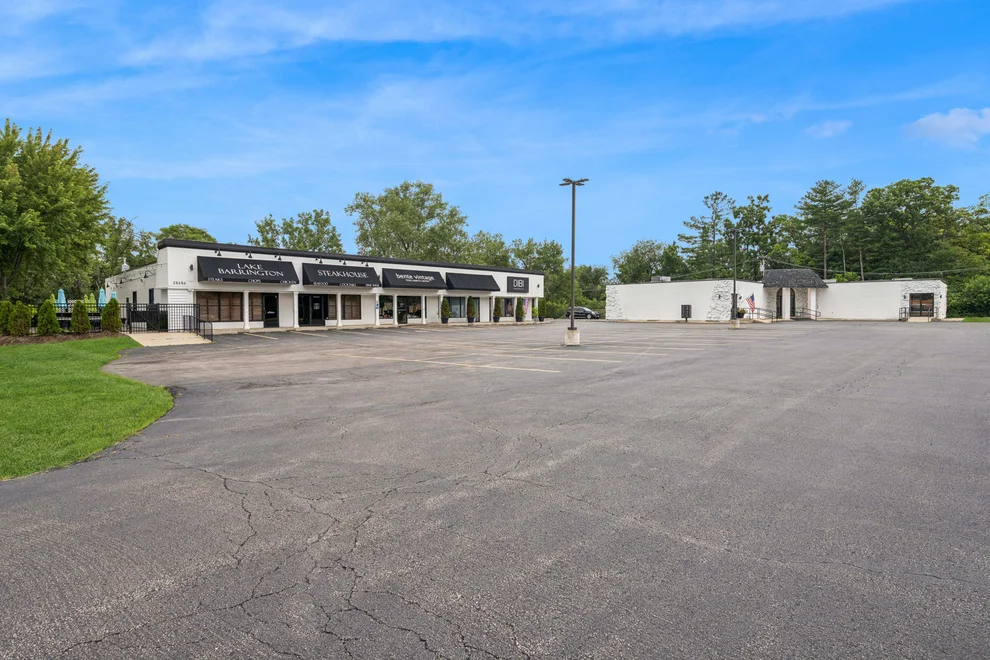 Unit for sale at 28662 W Northwest Highway, Lake Barrington, IL 60010