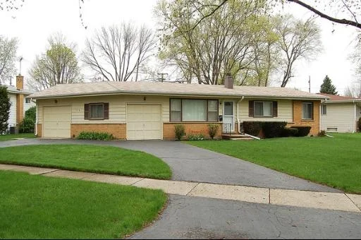 Unit for sale at 412 E GARWOOD Avenue, MOUNT PROSPECT, IL 60056