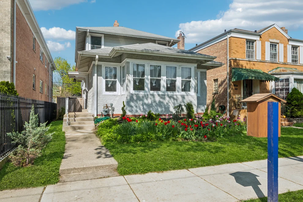 Unit for sale at 6506 N Maplewood Avenue, Chicago, IL 60645
