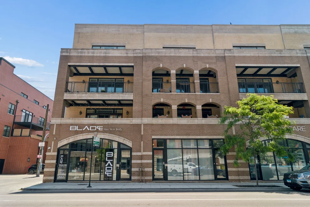 Unit for sale at 1415 W Belmont Avenue, Chicago, IL 60657