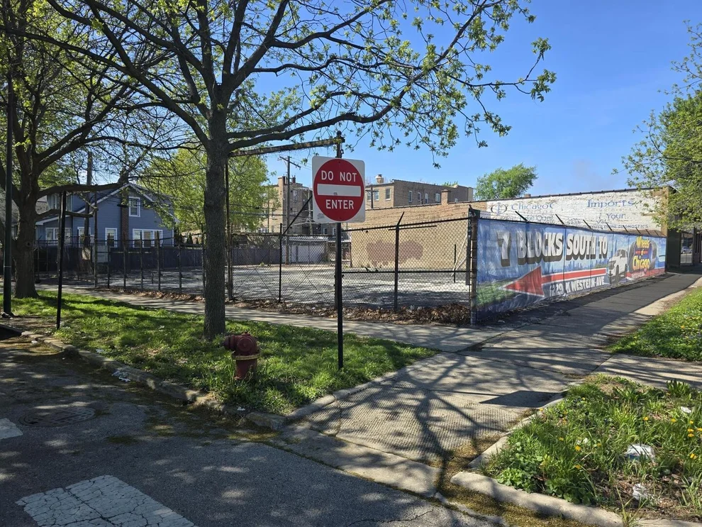 Unit for sale at 6936 N Western Avenue, Chicago, IL 60645
