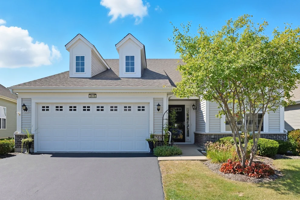 Unit for sale at 2615 Cranbrook Street, Naperville, IL 60564