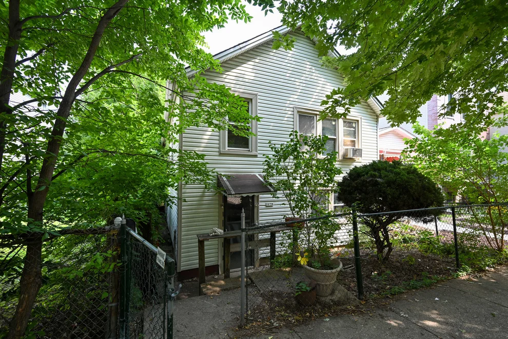 Unit for sale at 2638 W Medill Avenue, Chicago, IL 60647