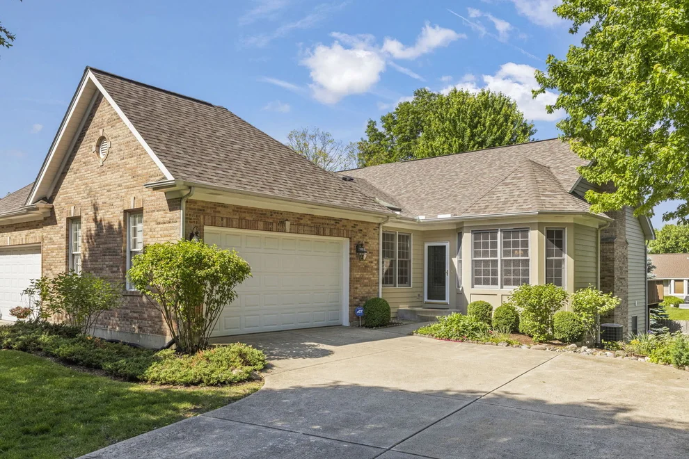 Unit for sale at 926 Ginger Lane, Geneva, IL 60134