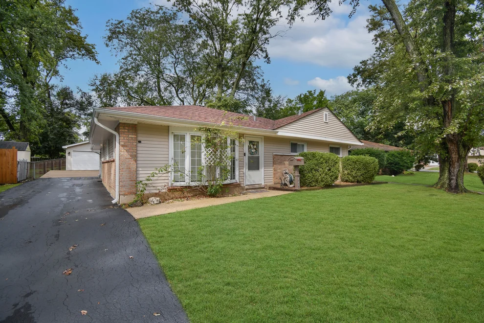 Unit for sale at 428 Navajo Street, Park Forest, IL 60466