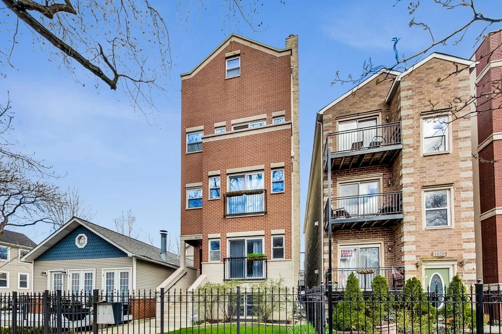 Unit for sale at 1822 W Thomas Street, Chicago, IL 60622