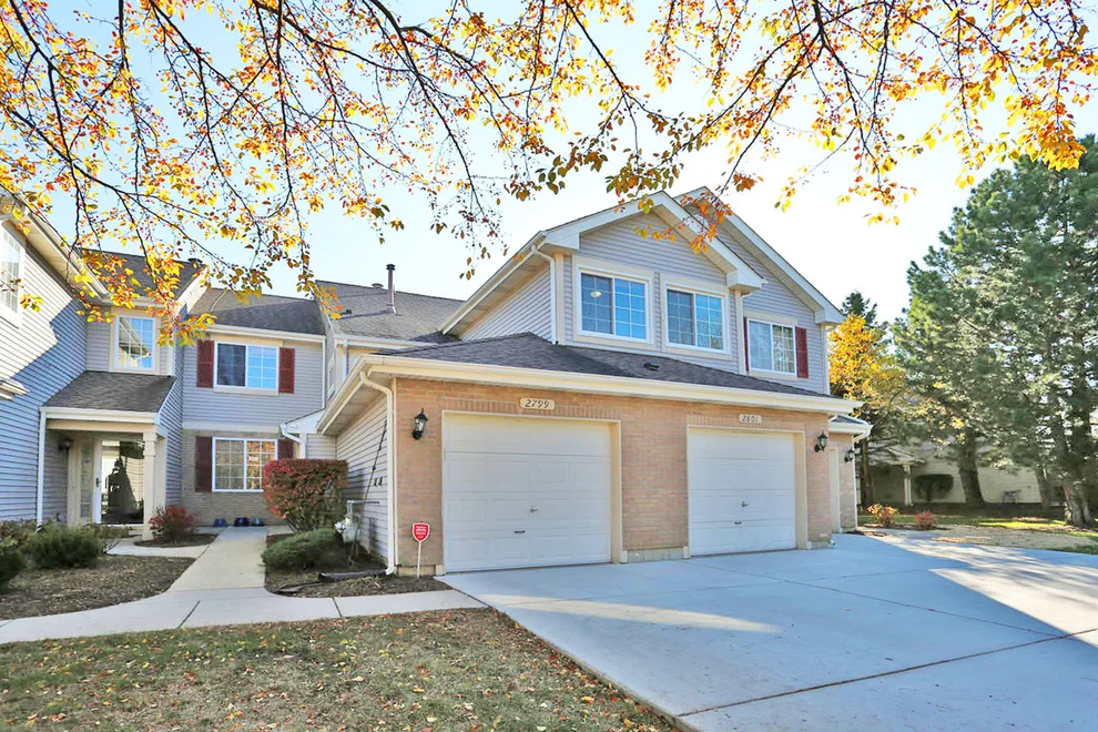 Unit for sale at 2799 Odlum Drive, Schaumburg, IL 60194