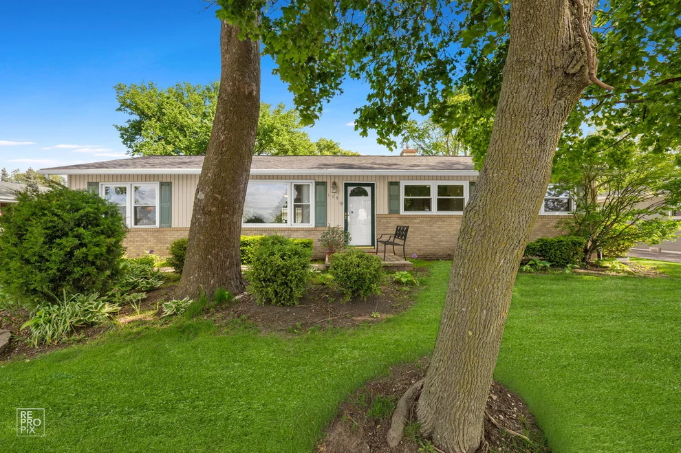 Unit for sale at 114 59th Street, Willowbrook, IL 60527