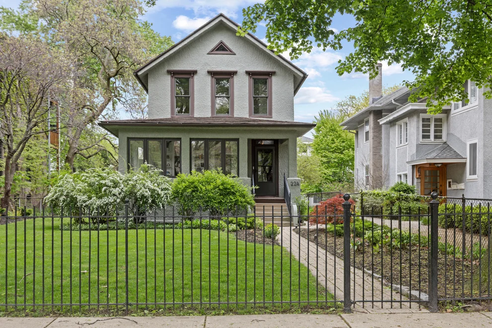 Unit for sale at 224 Clinton Avenue, Oak Park, IL 60302
