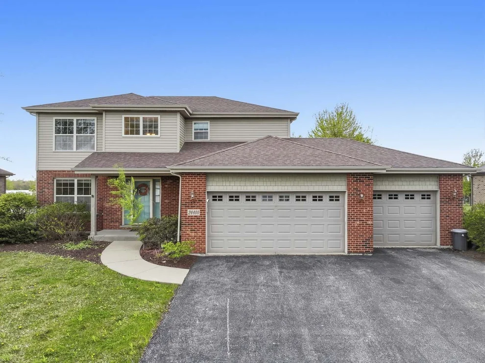 Unit for sale at 24400 S Clydesdale Court, Manhattan, IL 60442