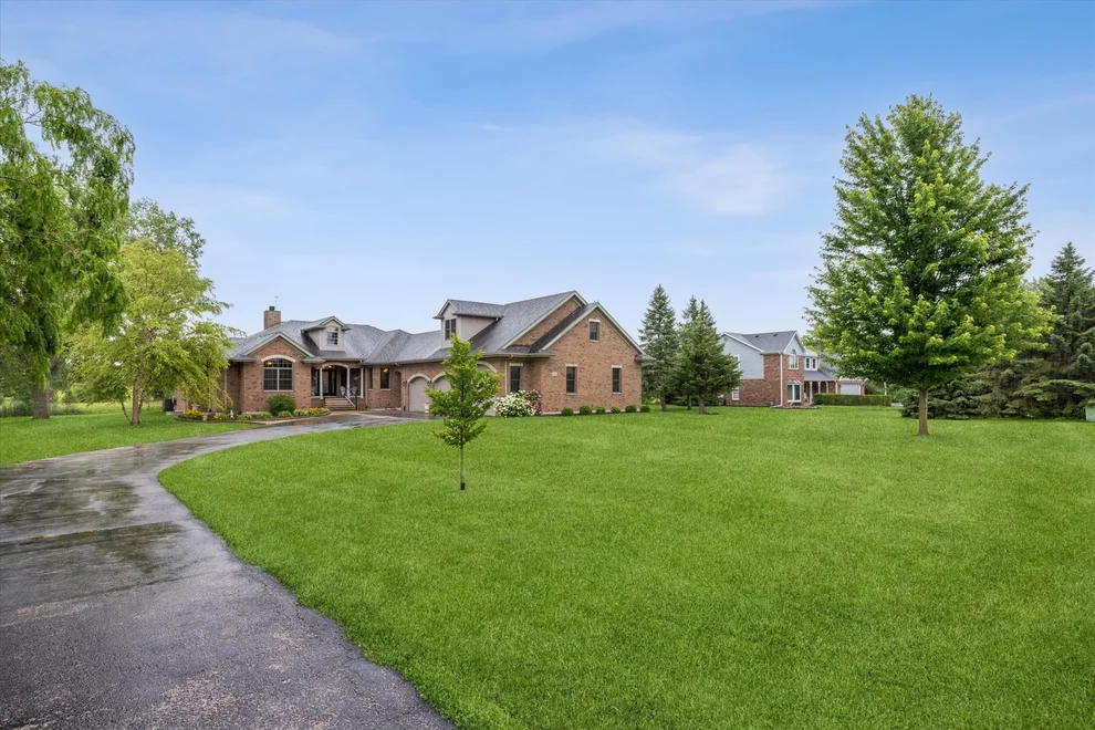 Unit for sale at 26743 S Greenbriar Drive, Monee, IL 60449