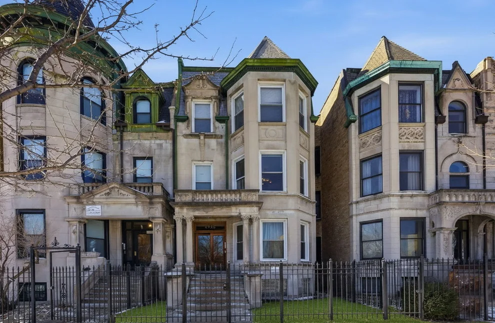 Unit for sale at 4736 S Prairie Avenue, Chicago, IL 60615