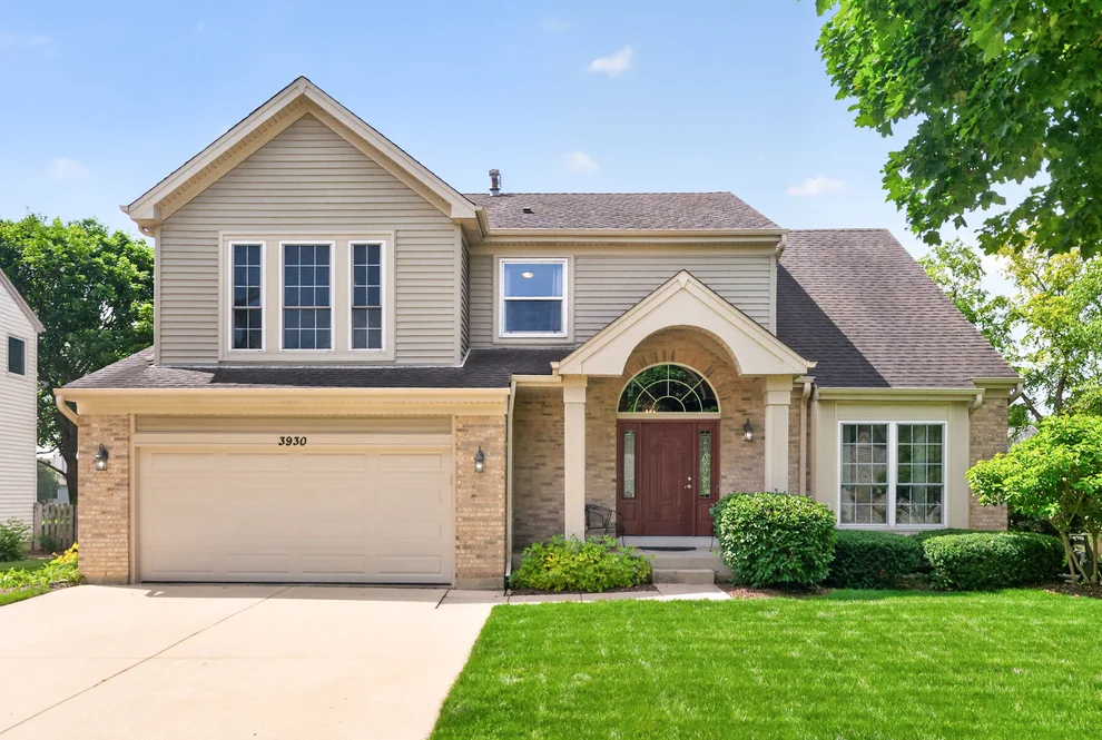 Unit for sale at 3930 Peartree Drive, Lake In The Hills, IL 60156
