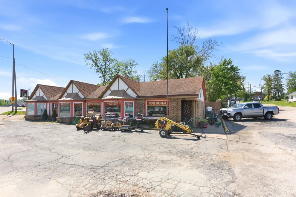 Unit for sale at 202 E Maple Street, New Lenox, IL 60451