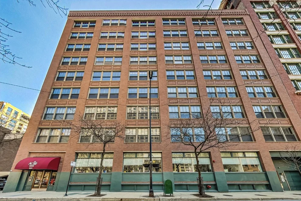 Unit for sale at 621 S PLYMOUTH Court, Chicago, IL 60605