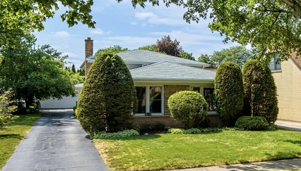 Unit for sale at 1886 Birch Street, Des Plaines, IL 60018