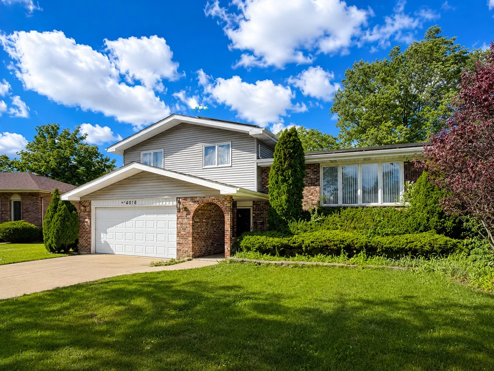 Unit for sale at 4018 Violet Lane, Matteson, IL 60443