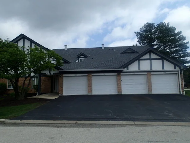 Unit for sale at 9124 Clairmont Court, Orland Park, IL 60462