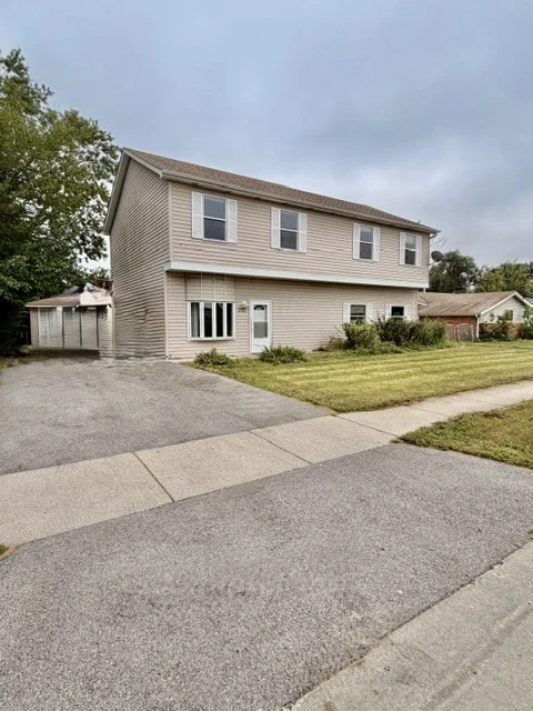 Unit for sale at 212 HARWOOD Drive, Bolingbrook, IL 60440