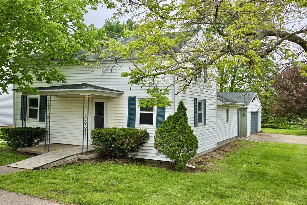 Unit for sale at 406 E North Street, Danvers, IL 61732