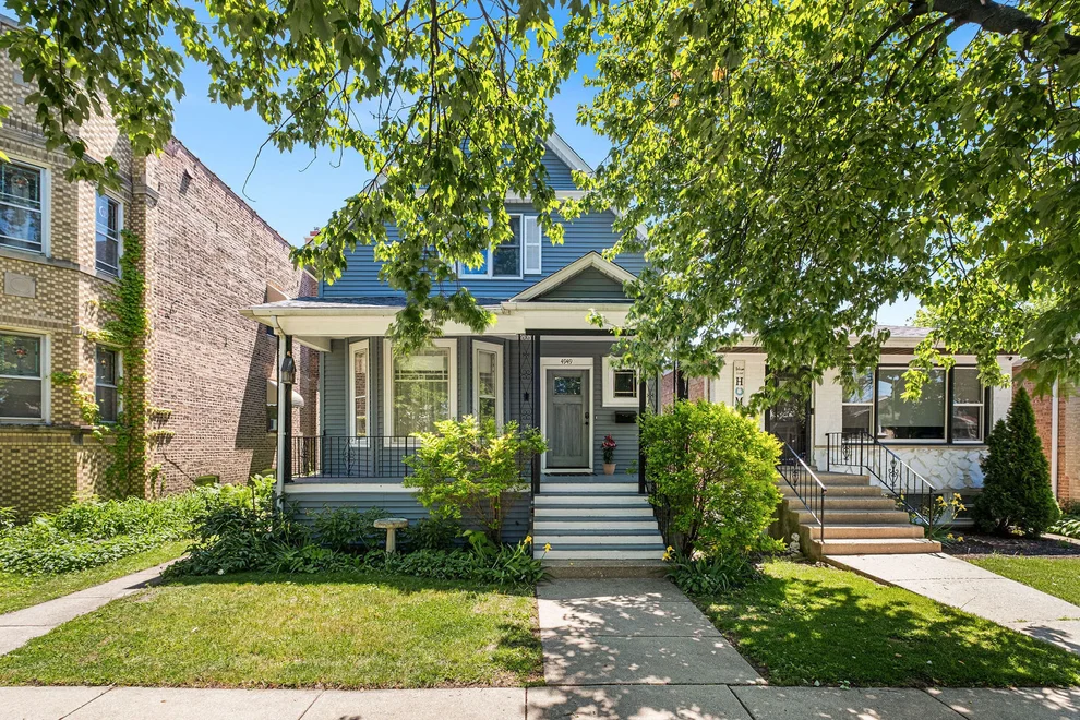Unit for sale at 4949 W Winona Street, Chicago, IL 60630
