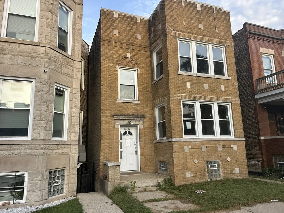 Unit for sale at 6637 S Rhodes Avenue, Chicago, IL 60637