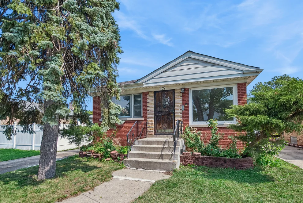 Unit for sale at 1029 Eastern Avenue, Bellwood, IL 60104