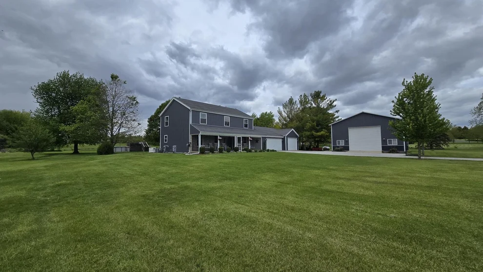 Unit for sale at 24320 S 80th Avenue, Frankfort, IL 60423