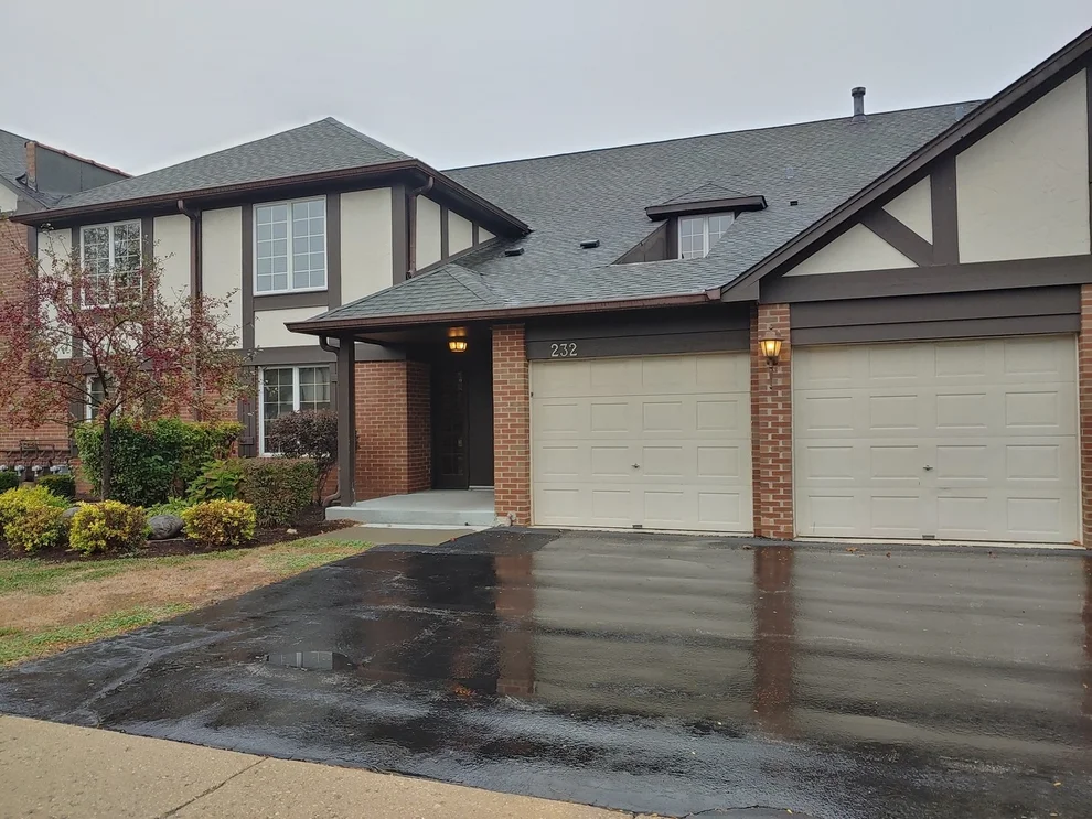Unit for sale at 232 Stanhope Drive, Willowbrook, IL 60527