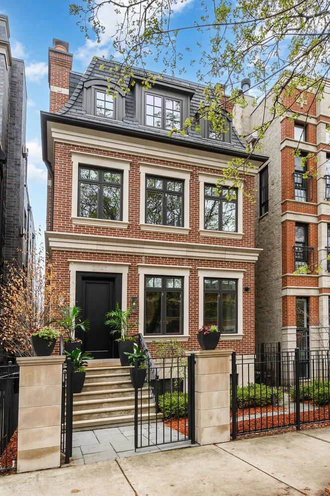 Unit for sale at 2047 N Bissell Street, Chicago, IL 60614