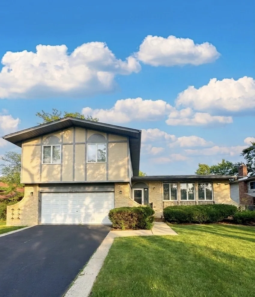 Unit for sale at 22421 Arquilla Drive, Richton Park, IL 60471