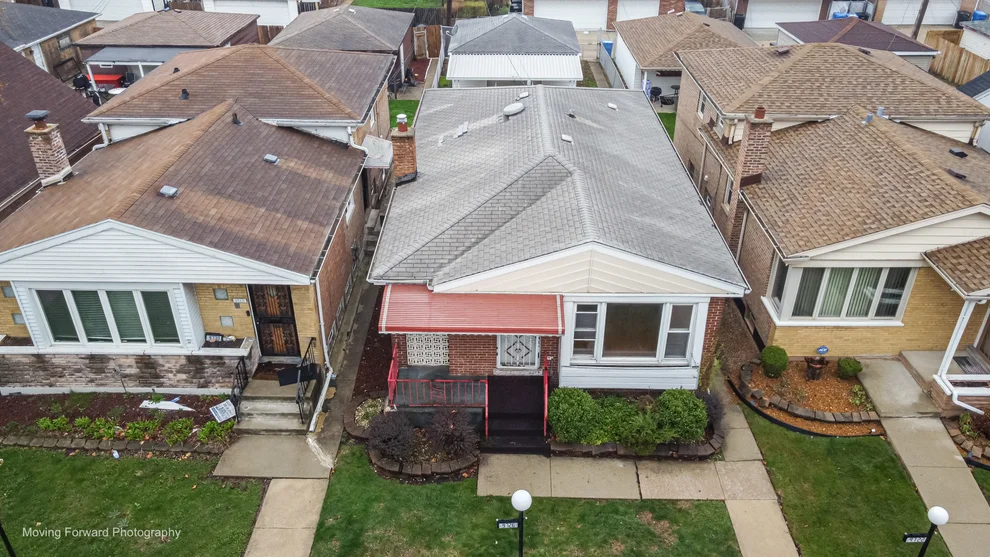 Unit for sale at 9726 S La Salle Street, Chicago, IL 60628