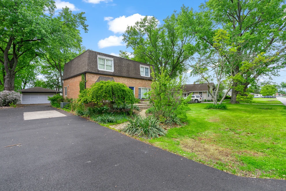 Unit for sale at 17720 67th Avenue, Tinley Park, IL 60477