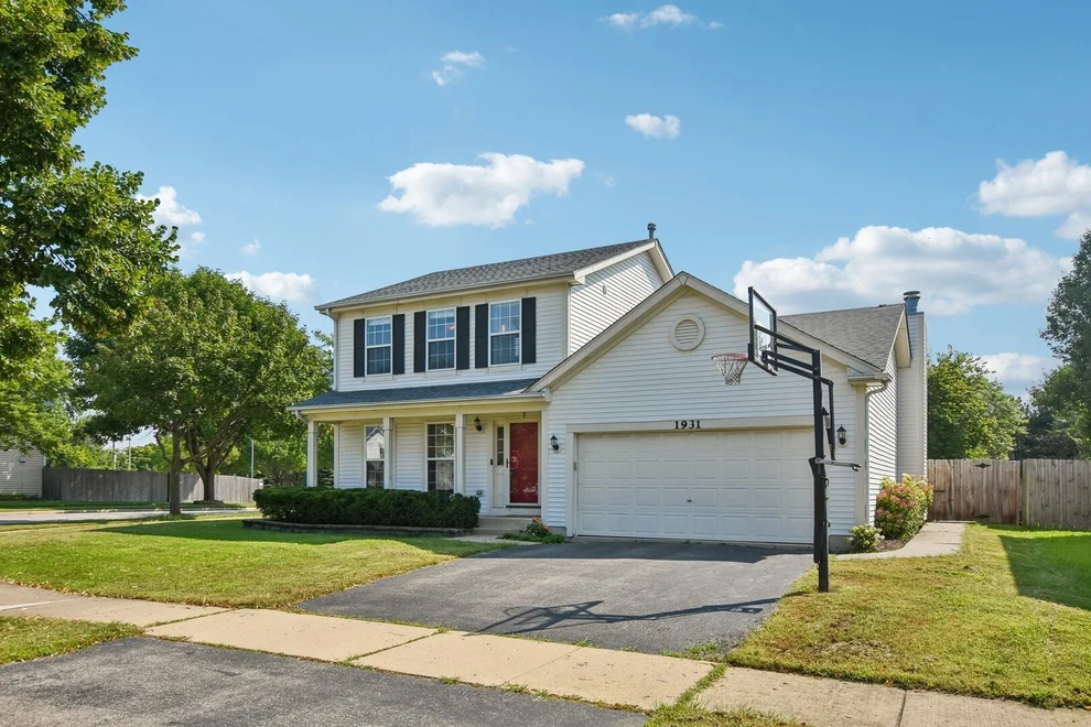 Unit for sale at 1931 Crossing Court, Naperville, IL 60540