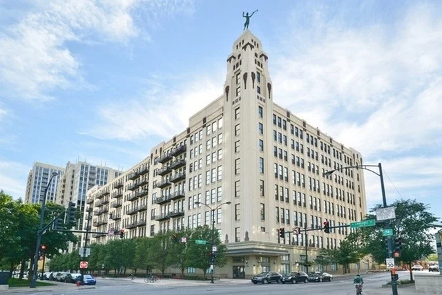 Unit for sale at 758 N Larrabee Street, Chicago, IL 60654