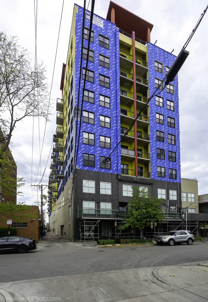 Unit for sale at 1122 W Catalpa Avenue, Chicago, IL 60640