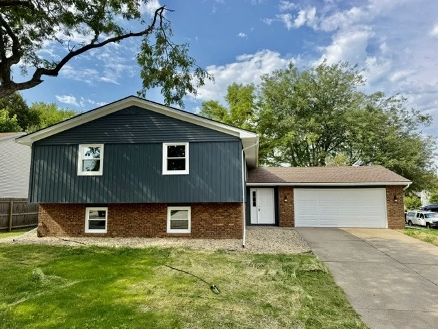 Unit for sale at 104 Suelynn Drive, Normal, IL 61761