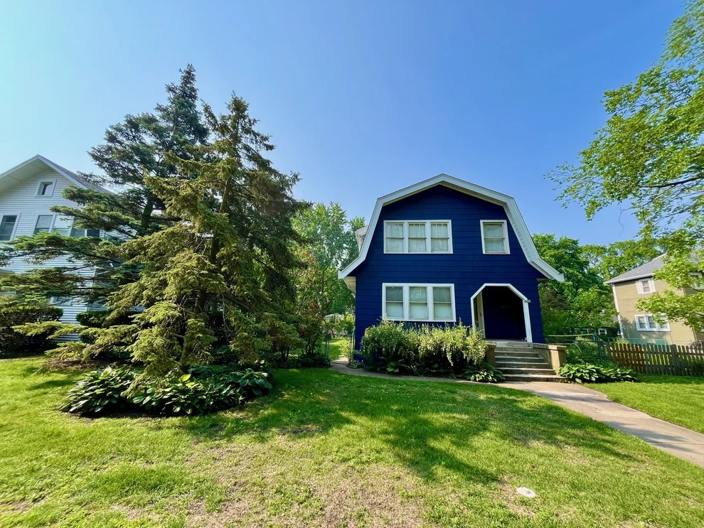 Unit for sale at 1520 Washington Street, Evanston, IL 60202