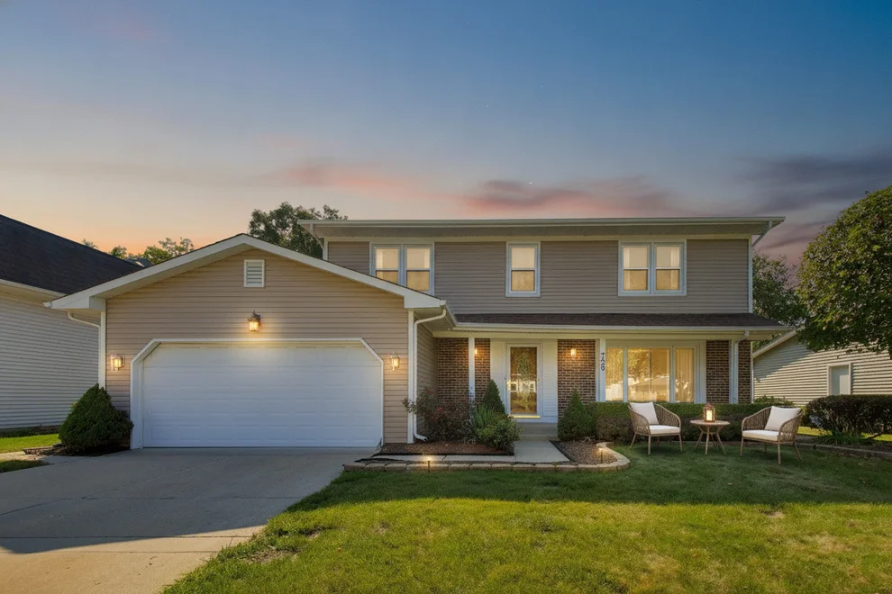 Unit for sale at 720 Dunhill Drive, Buffalo Grove, IL 60089