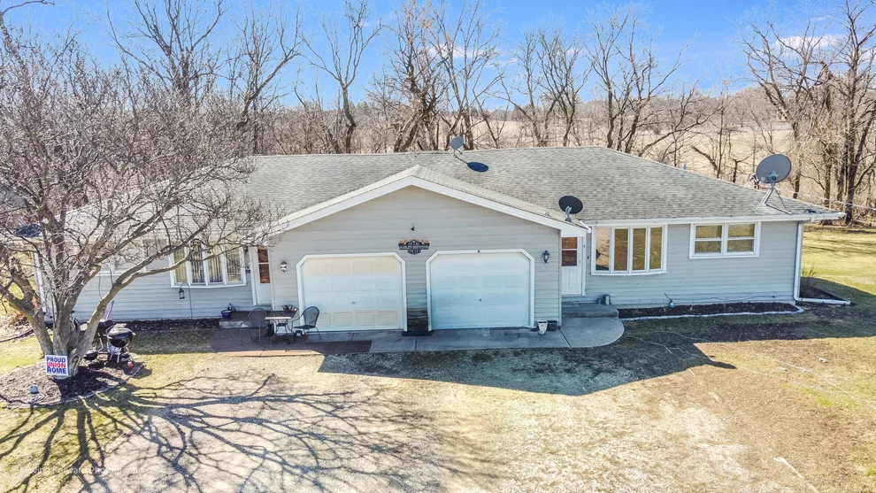 Unit for sale at 40W791 Big Timber Road, Hampshire, IL 60140